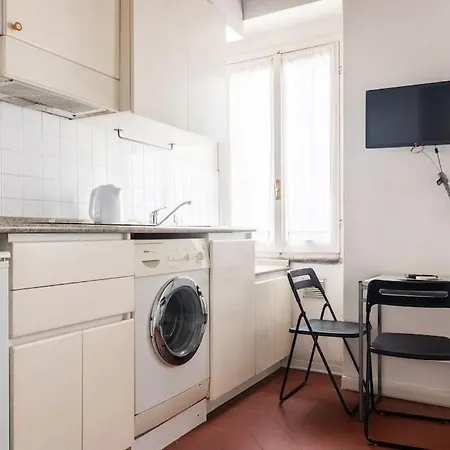 Апартаменты Monolocale Navigli Ripa 33 *